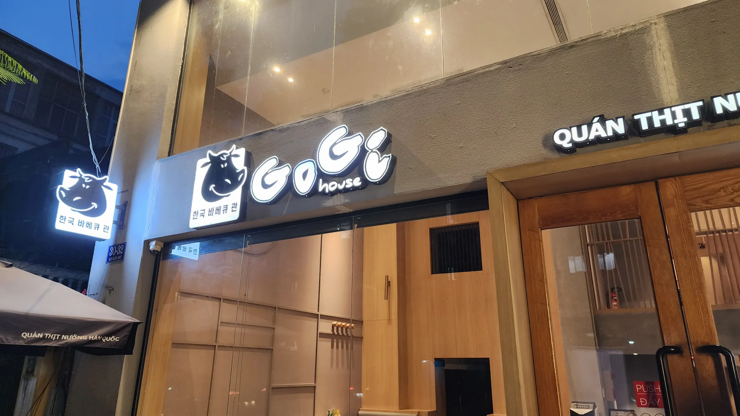 gogi house quan su scaled