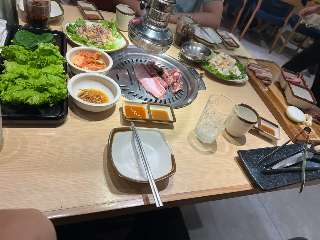 gogi house vincom pham ngoc thach 3