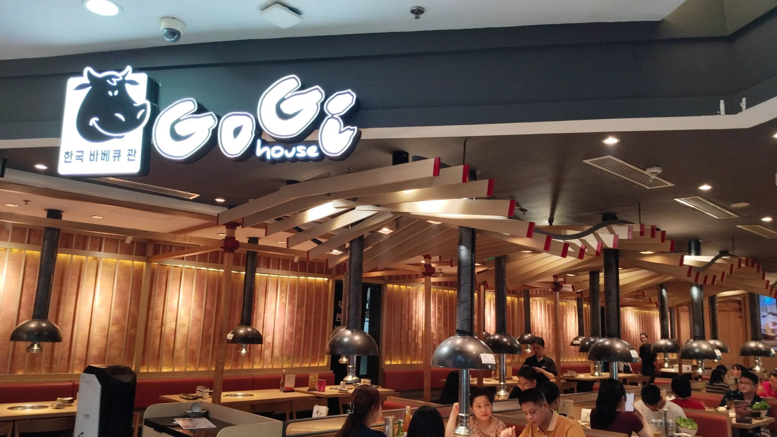 gogi house vincom pham ngoc thach scaled
