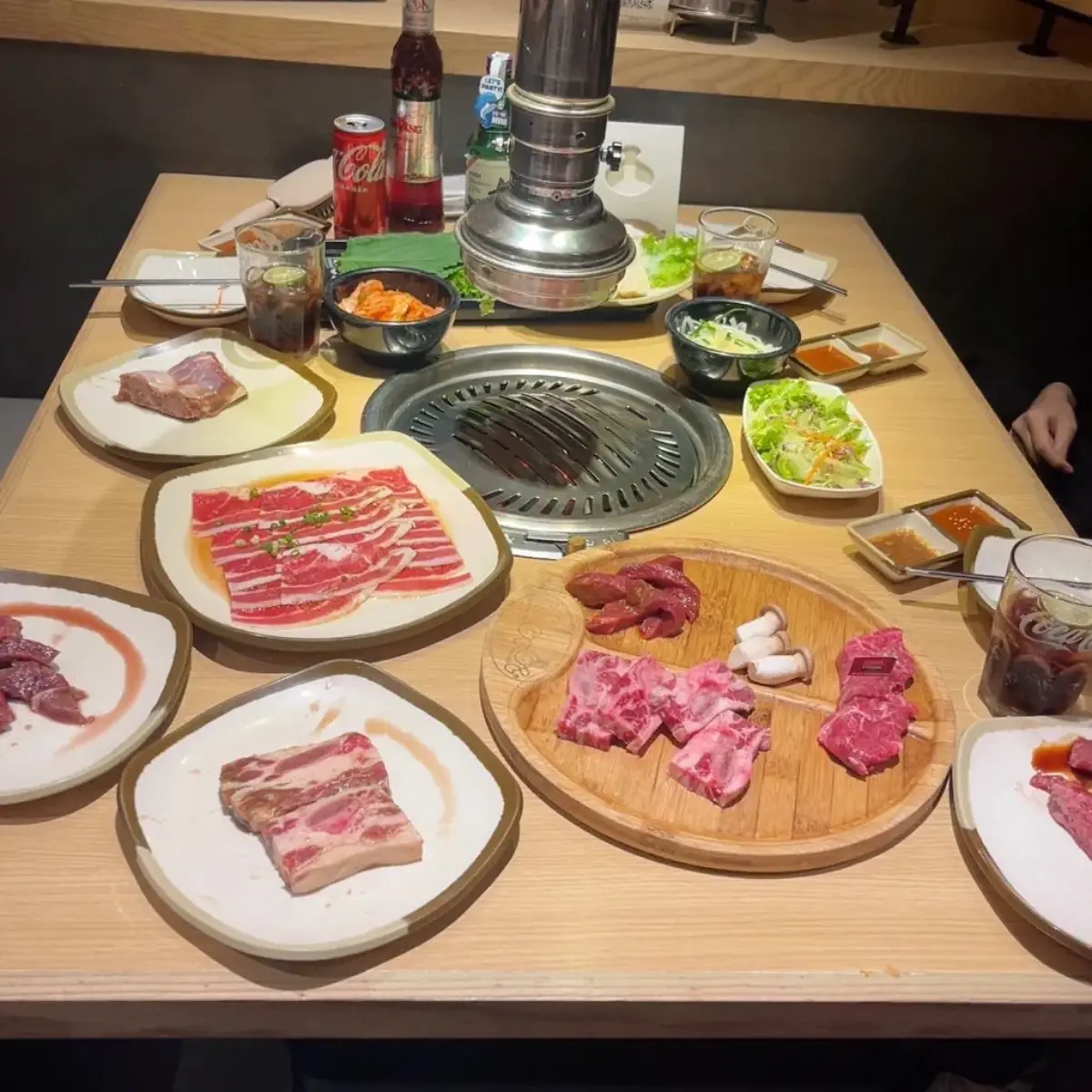 gogi house aeon mall ha dong 6