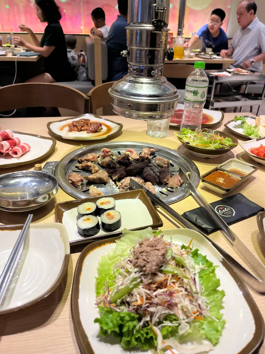gogi house iph cau giay 2