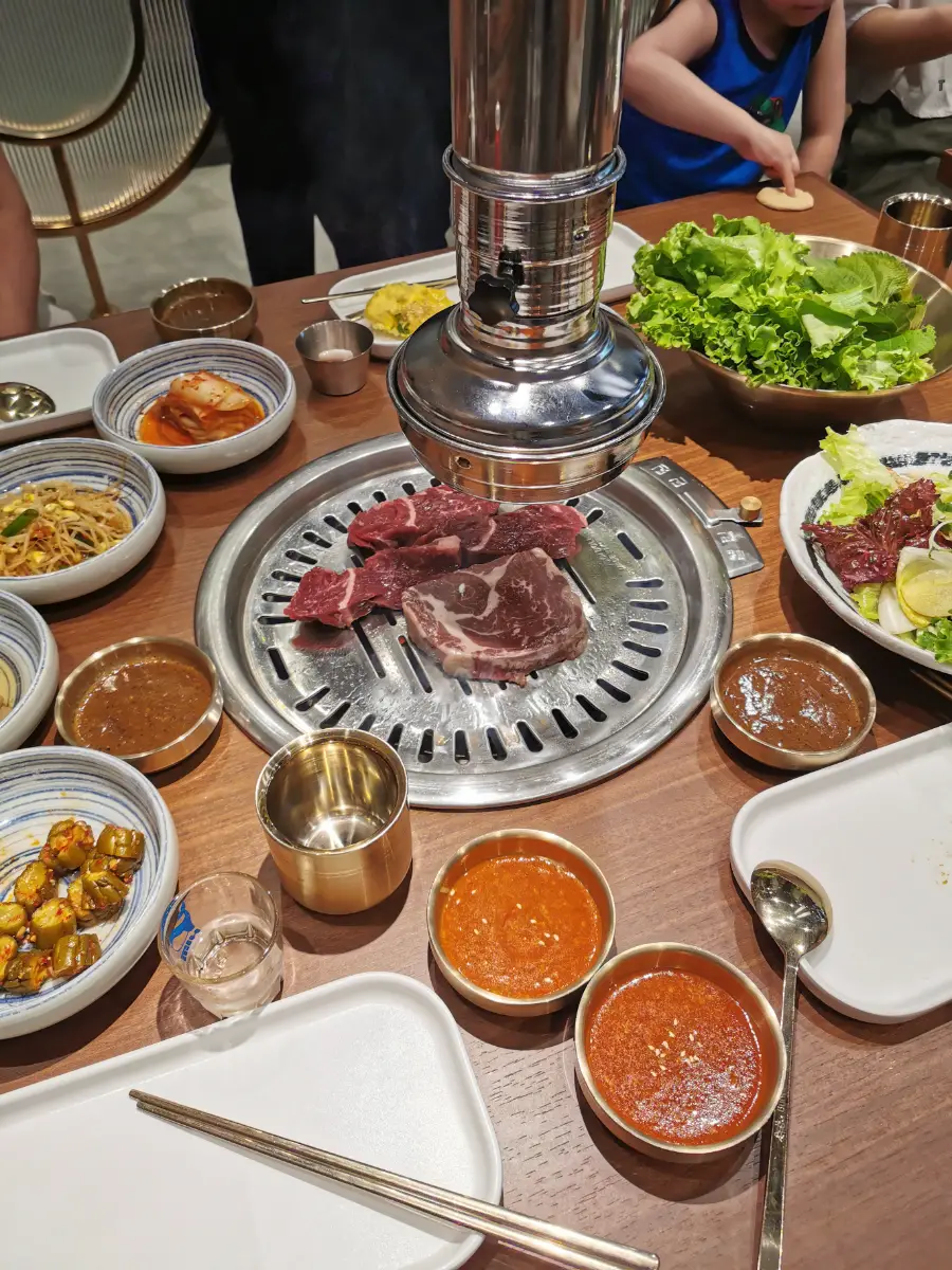 gogi house nguyen khanh toan 6