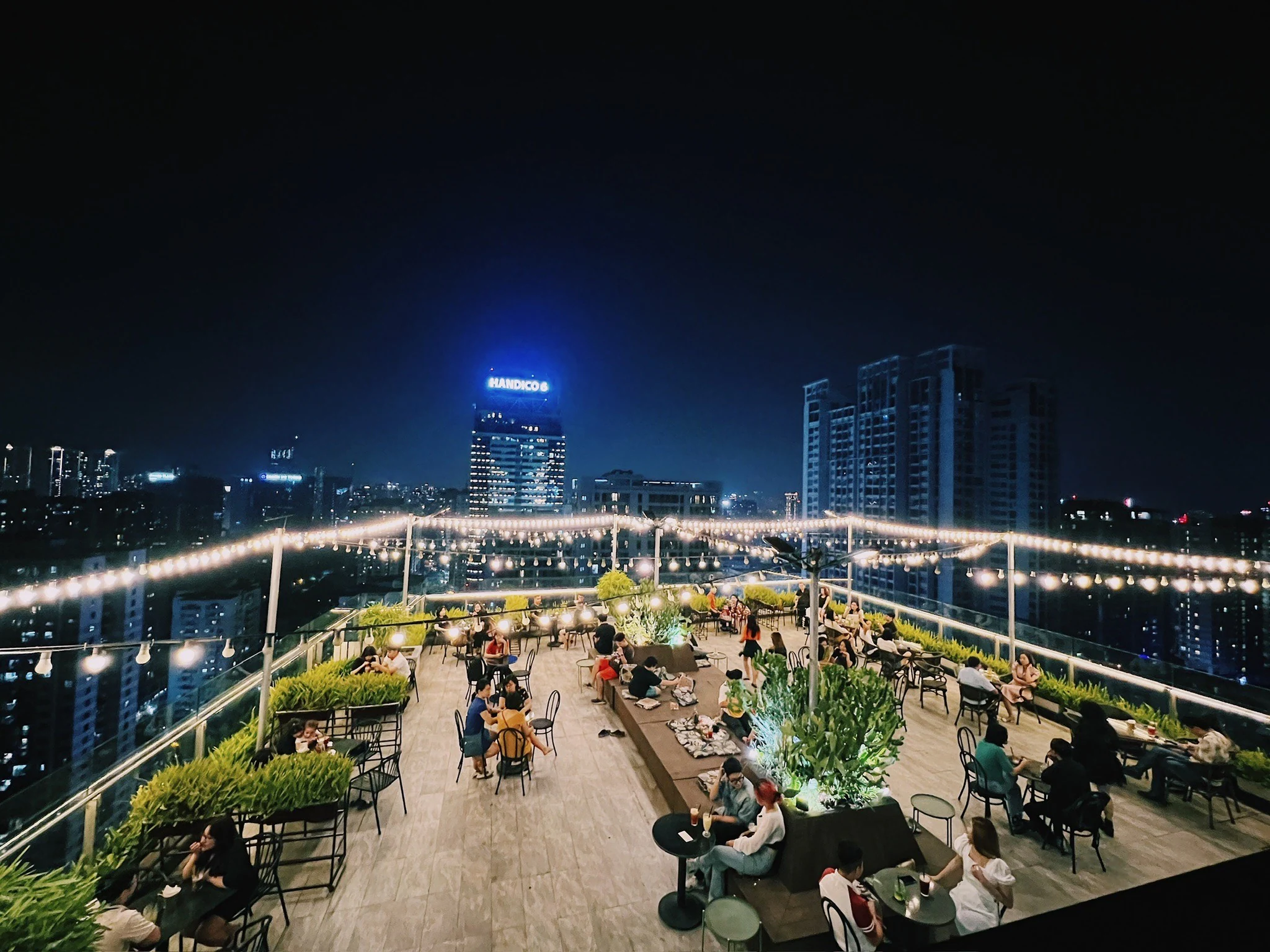 quan cafe 2 tang dep ha noi 3